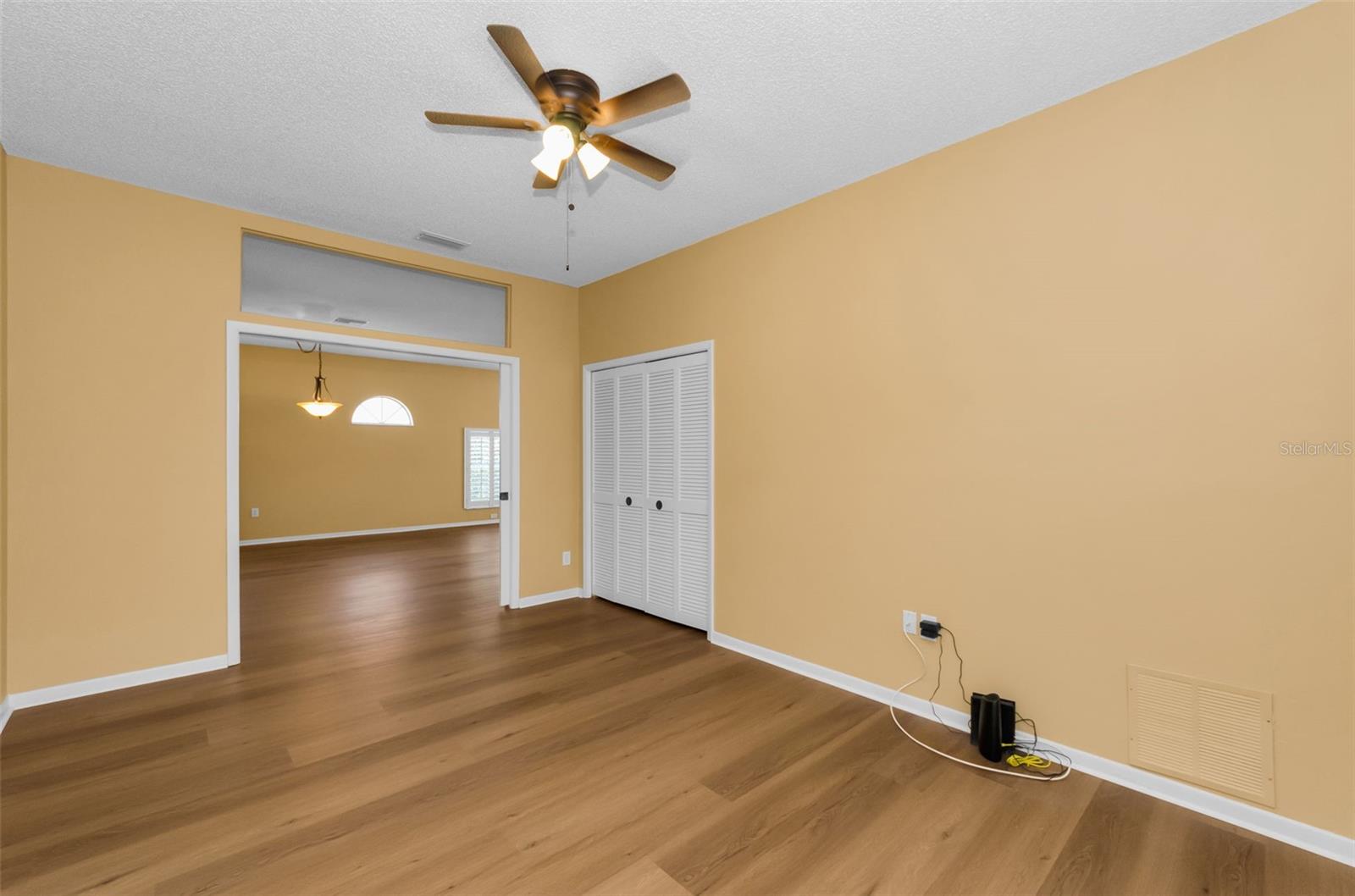 CRESCENT OAKS COUNTRY CLUB 2 - Residential
