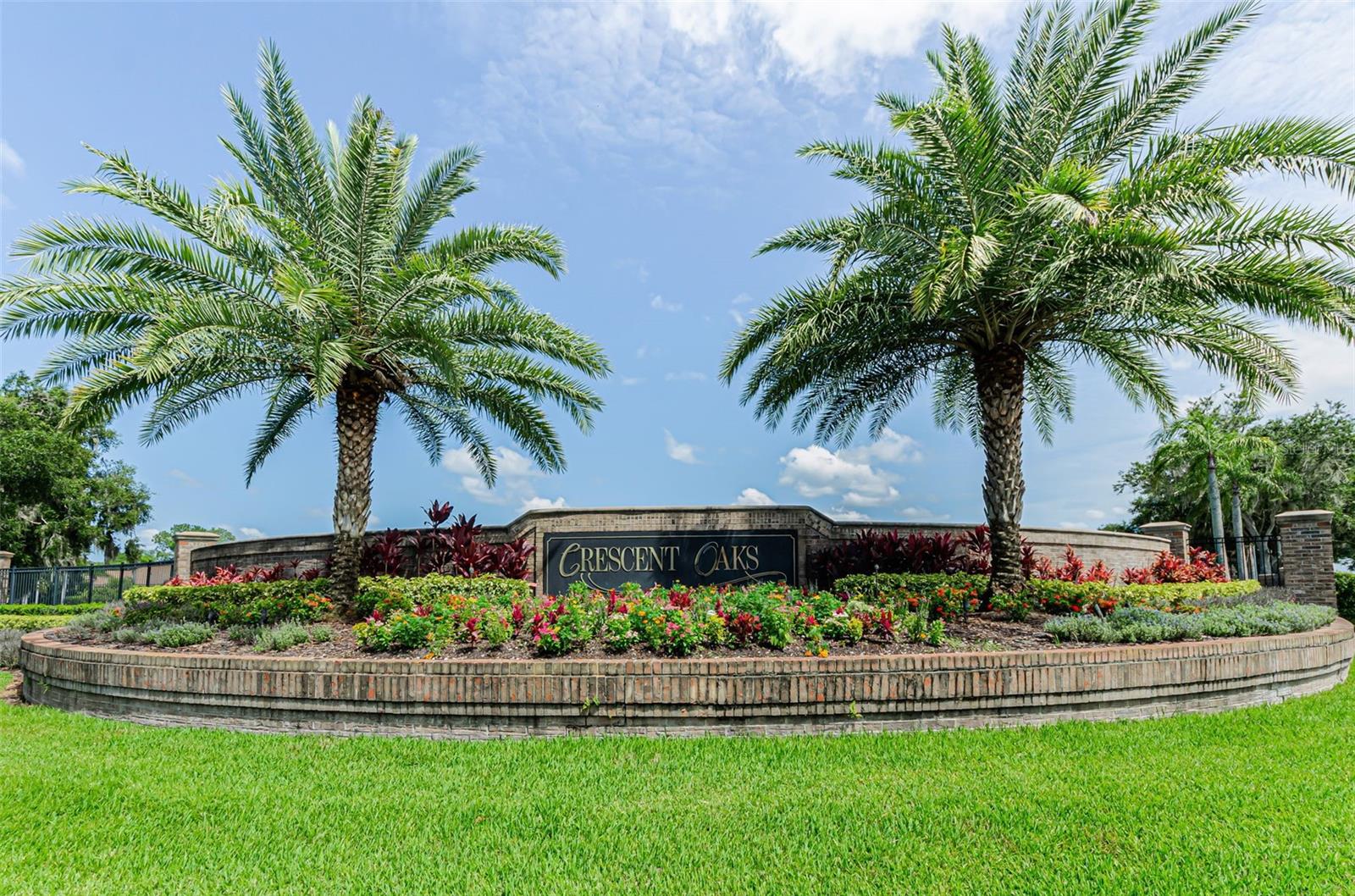 CRESCENT OAKS COUNTRY CLUB 2 - Residential