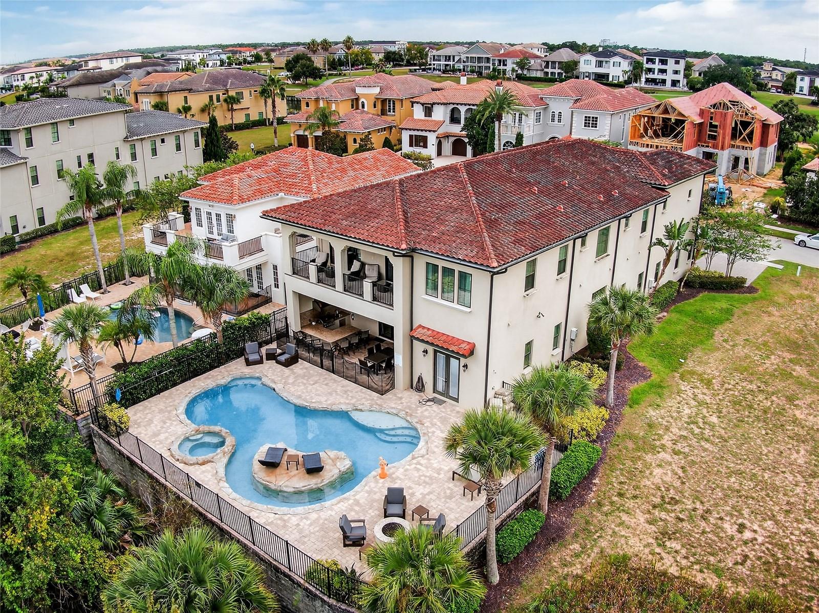 REUNION WEST VLGS NORTH - Residential