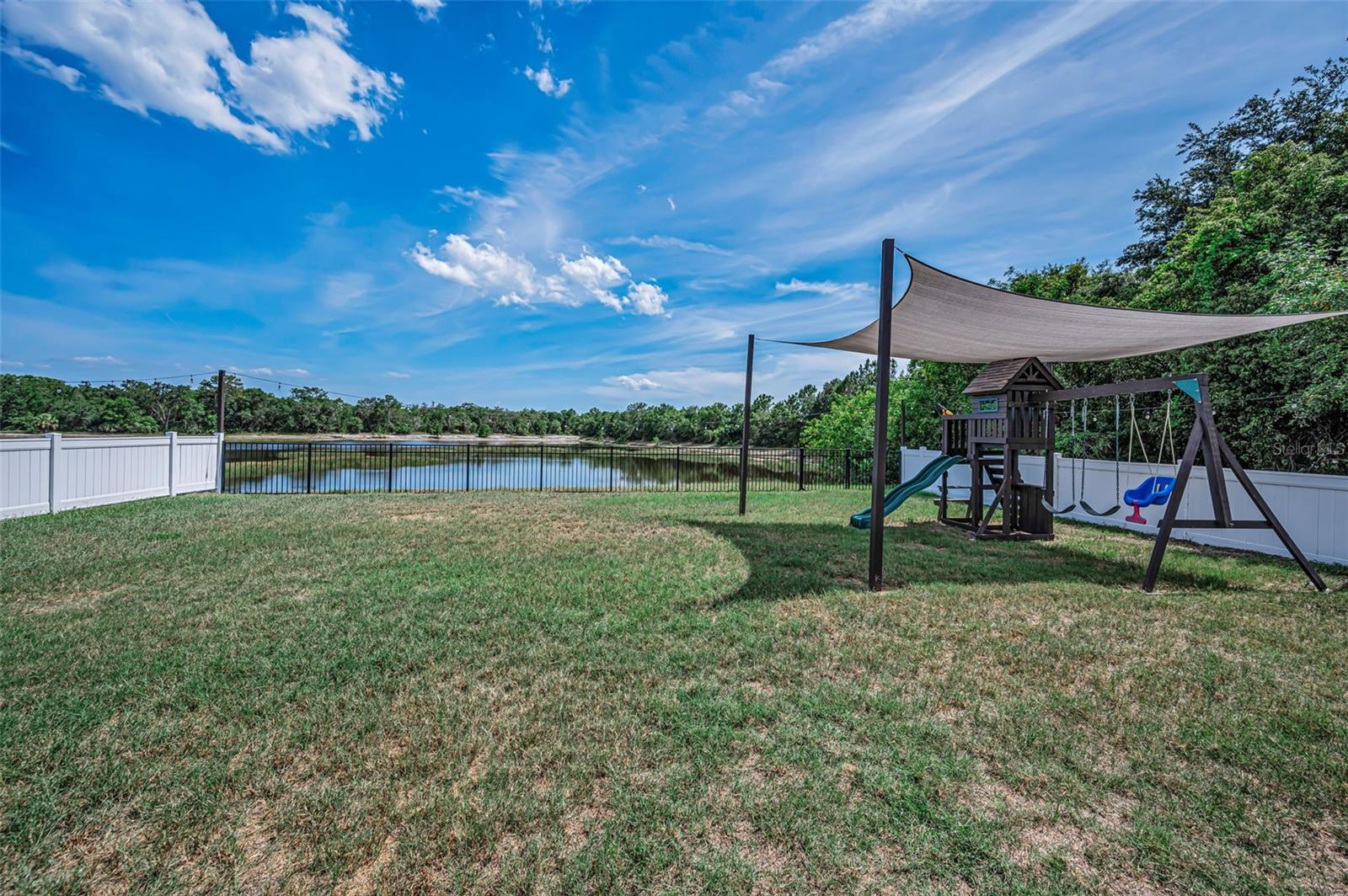 RIVERCHASE - Residential