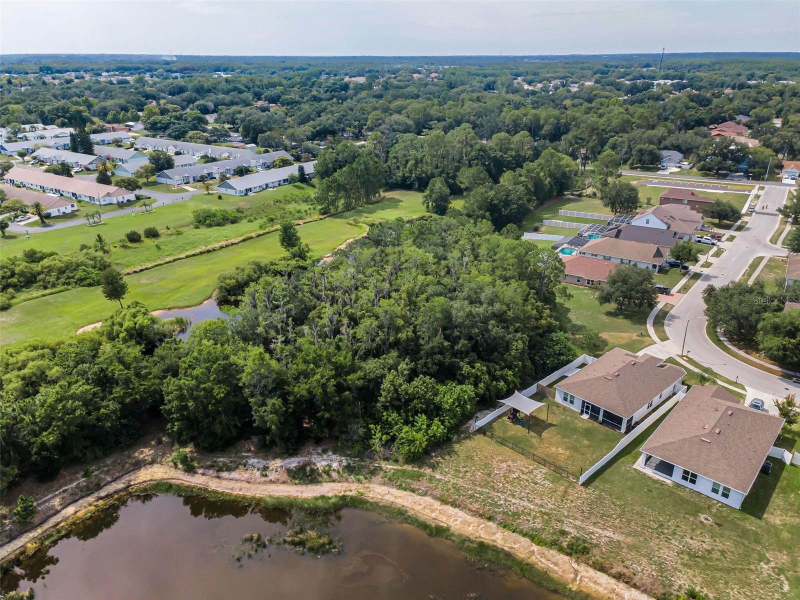 RIVERCHASE - Residential