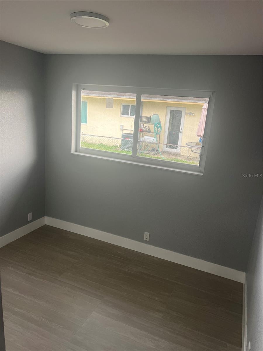 ARLINGTON PARK 11-52 B - Residential Lease