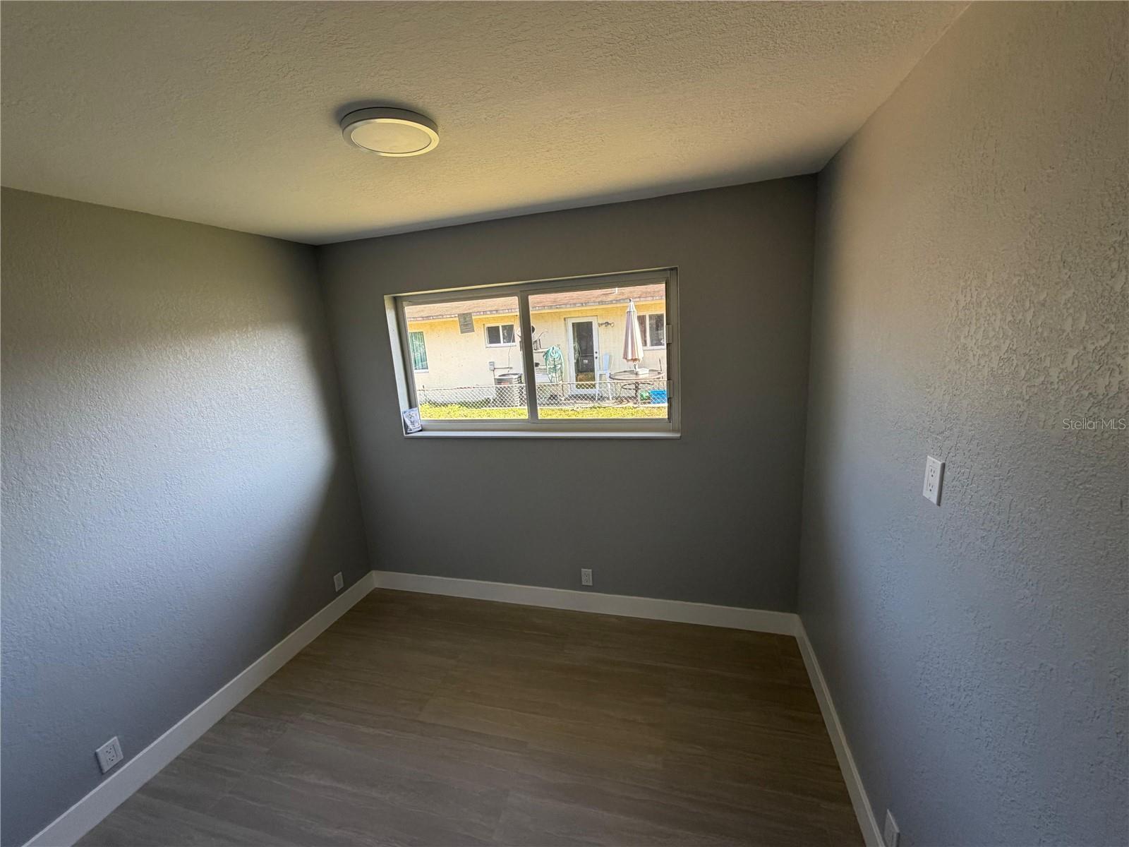 ARLINGTON PARK 11-52 B - Residential Lease