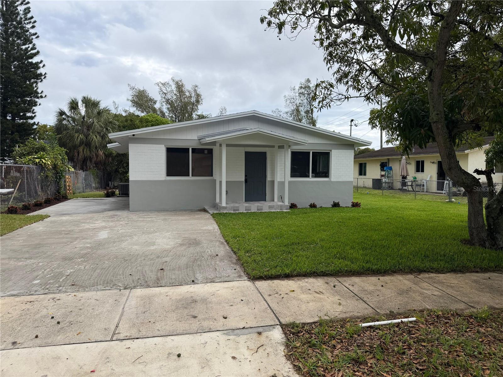 ARLINGTON PARK 11-52 B - Residential Lease