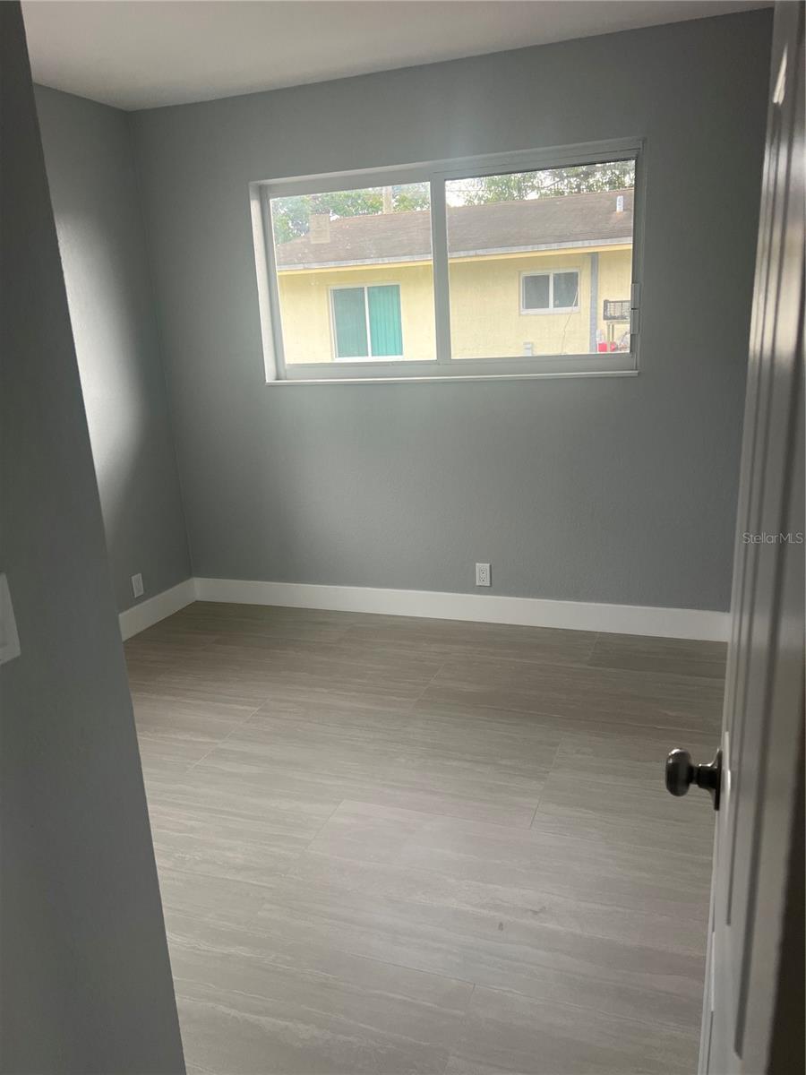 ARLINGTON PARK 11-52 B - Residential Lease