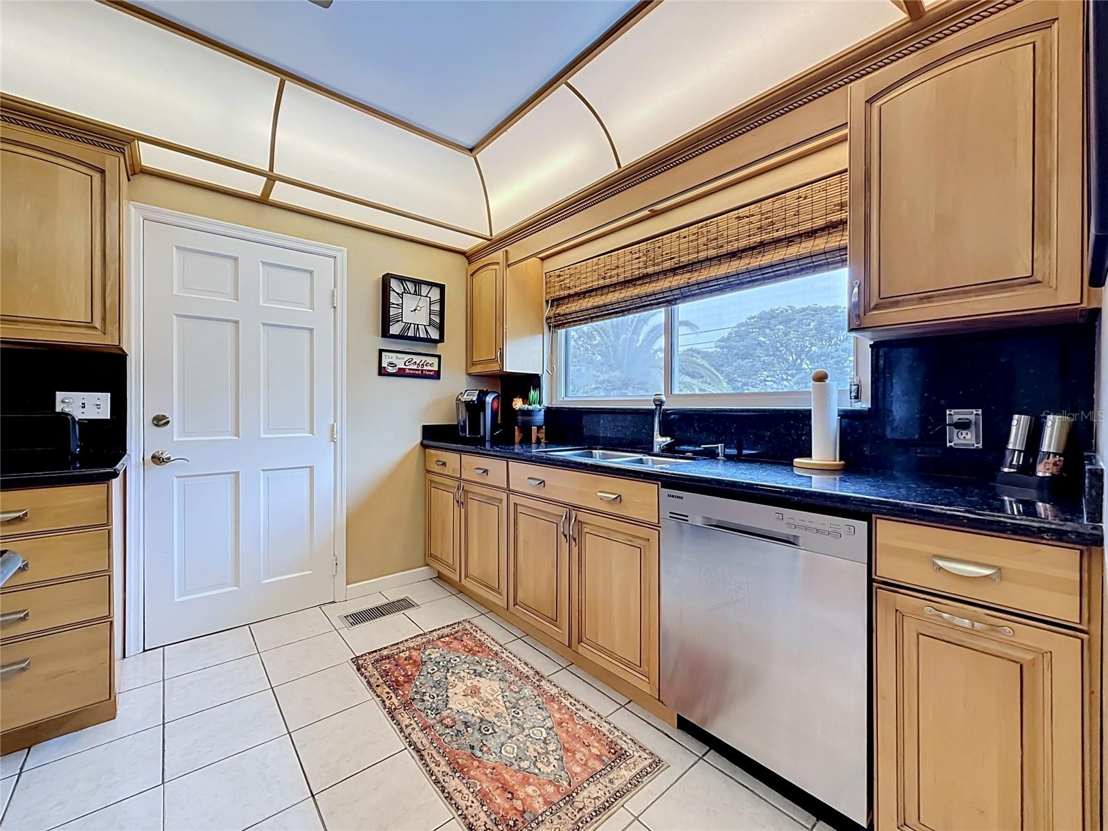 BAY TERRACE & BAY TERRACE ADD - Residential