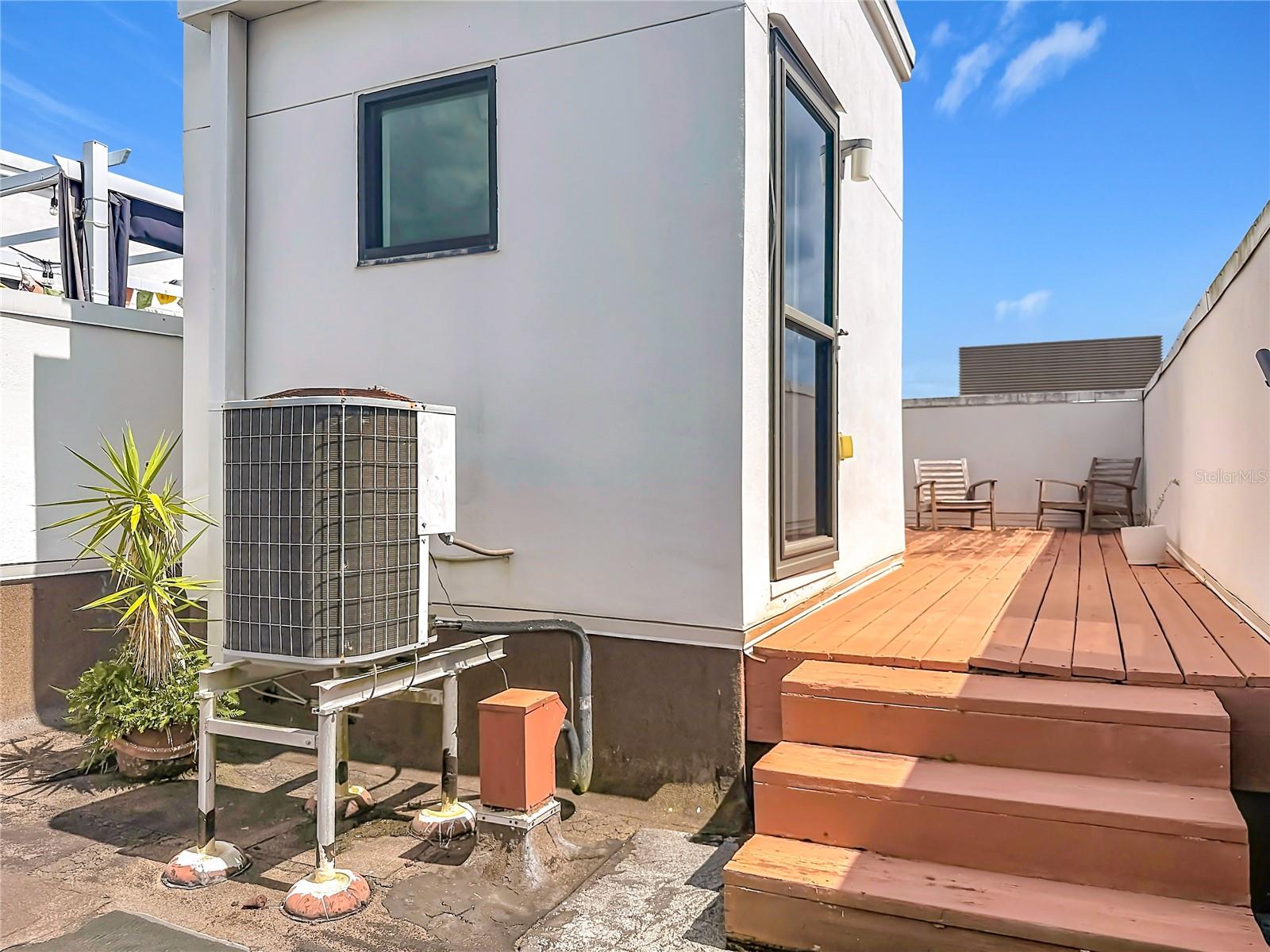 OSCEOLA BROWNSTONES CONDO - Residential
