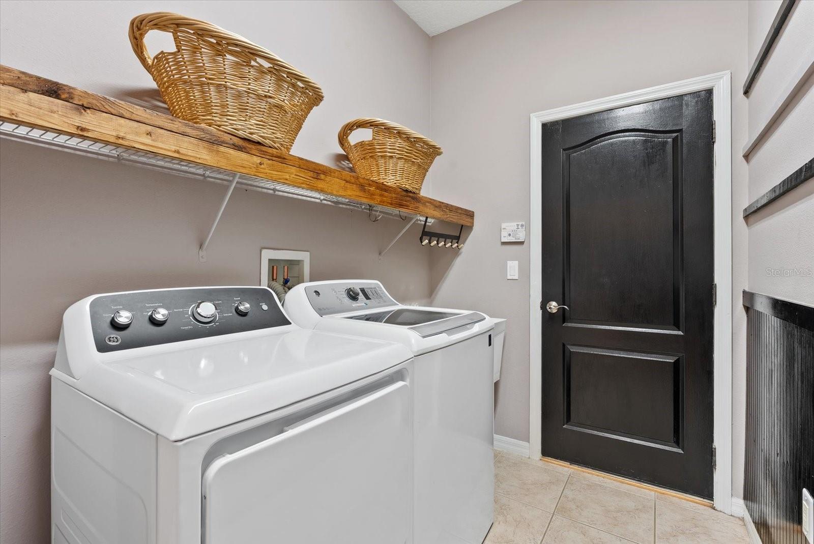 STONEYBROOK AT HERITAGE HARBOUR D-1 - Residential