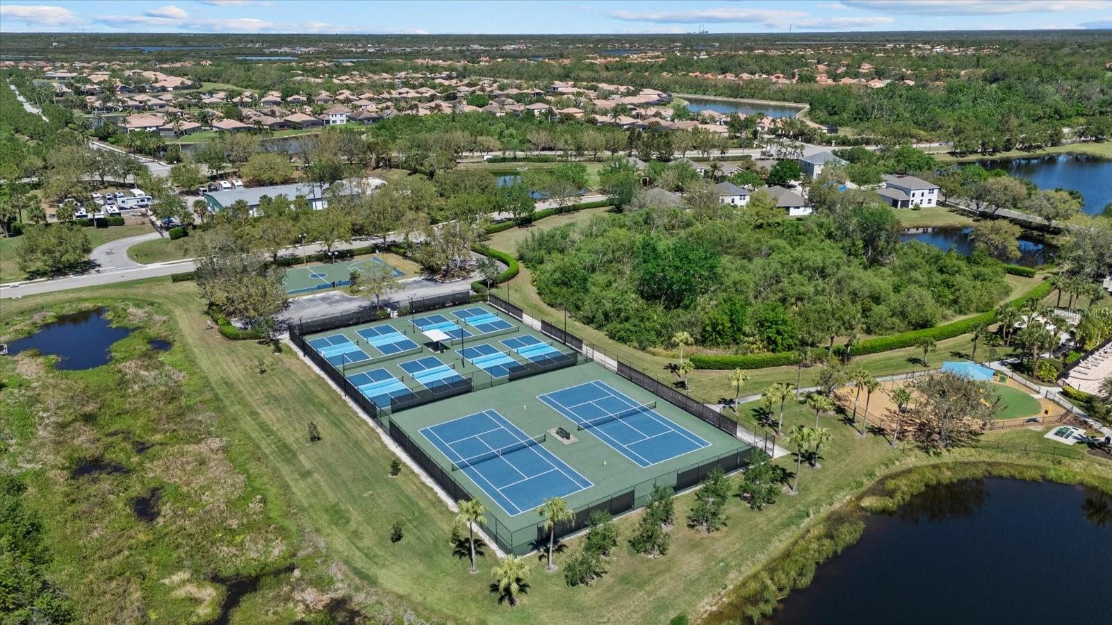STONEYBROOK AT HERITAGE HARBOUR D-1 - Residential