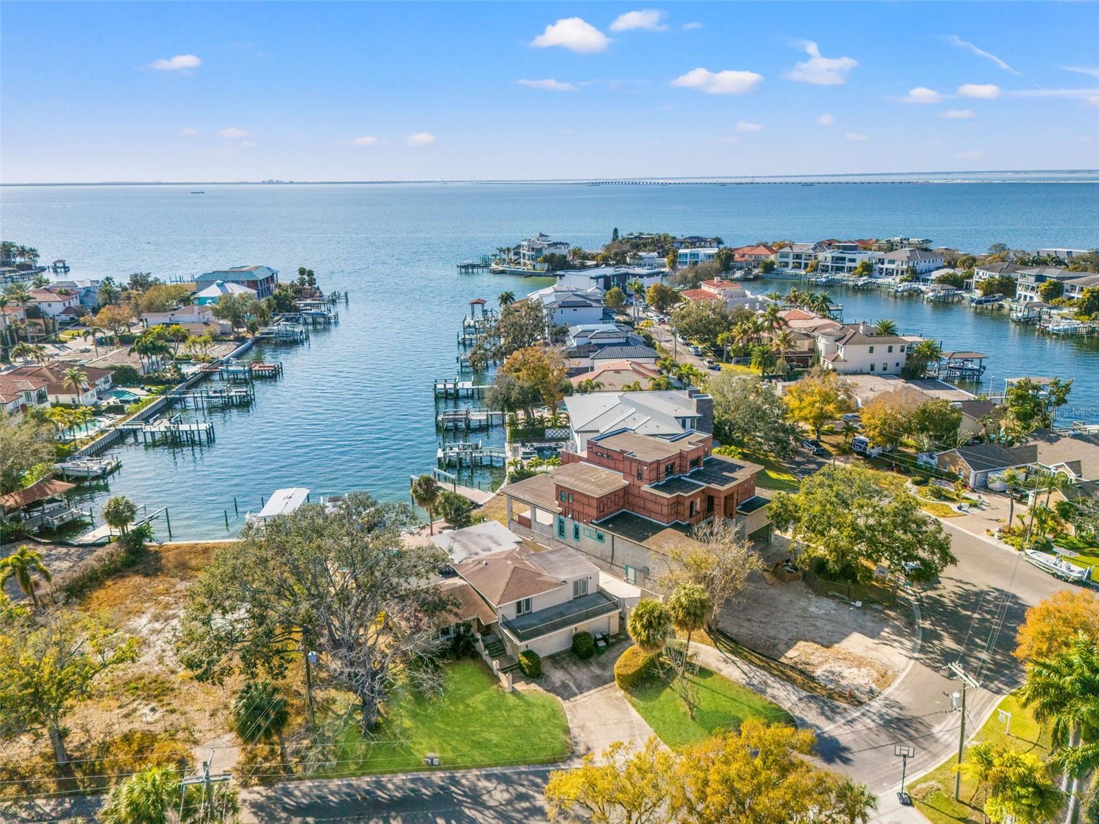 SUNSET PARK ISLES UNIT 4 - Residential