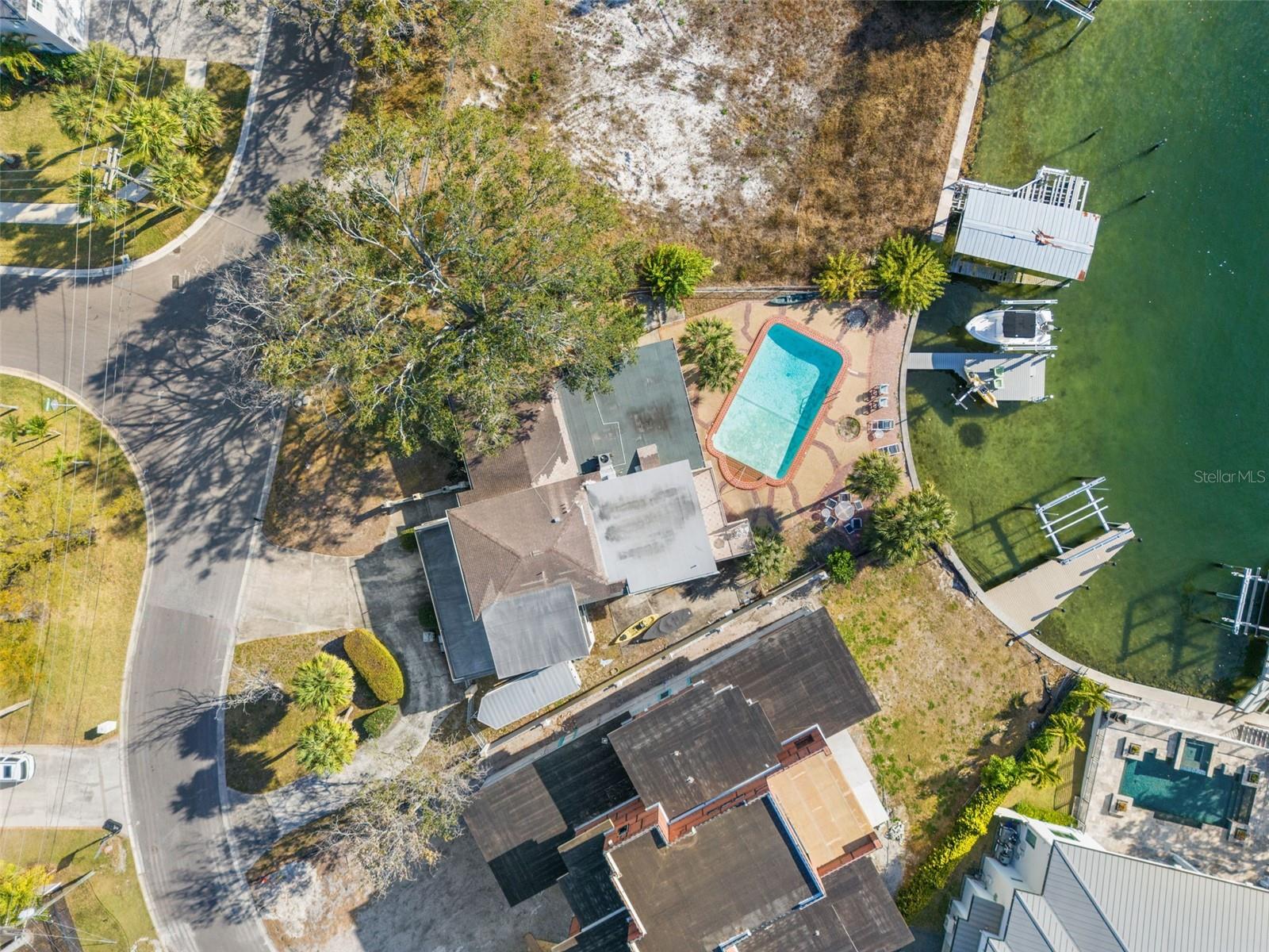 SUNSET PARK ISLES UNIT 4 - Residential
