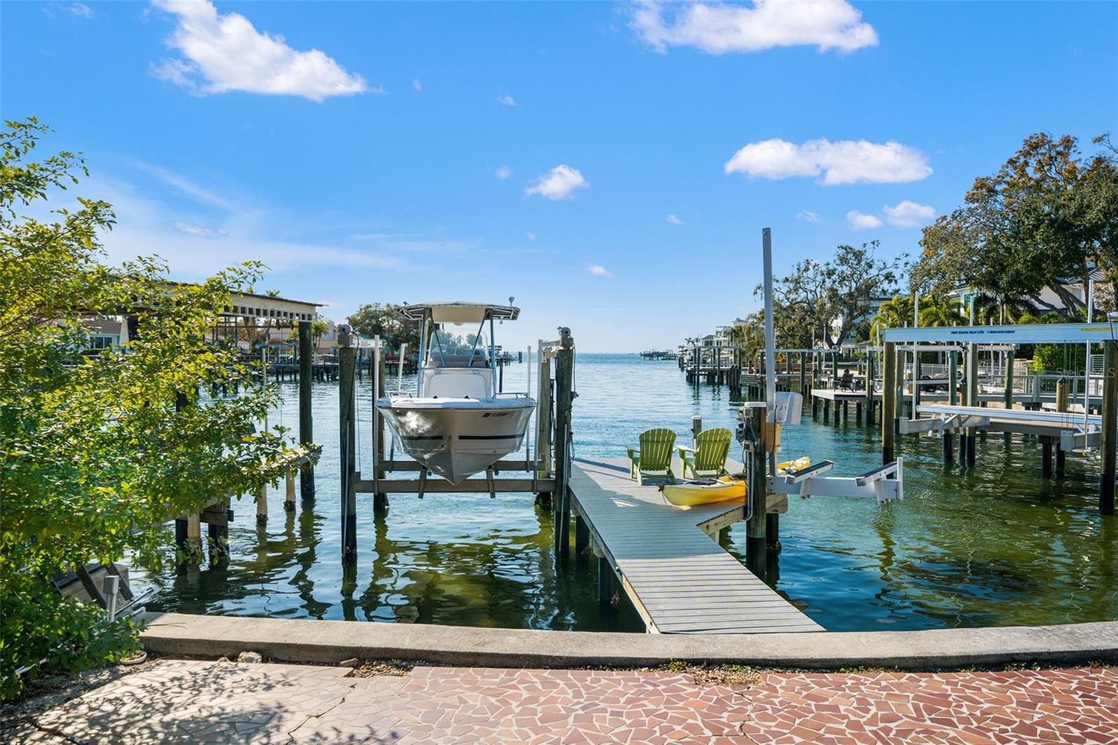 SUNSET PARK ISLES UNIT 4 - Residential