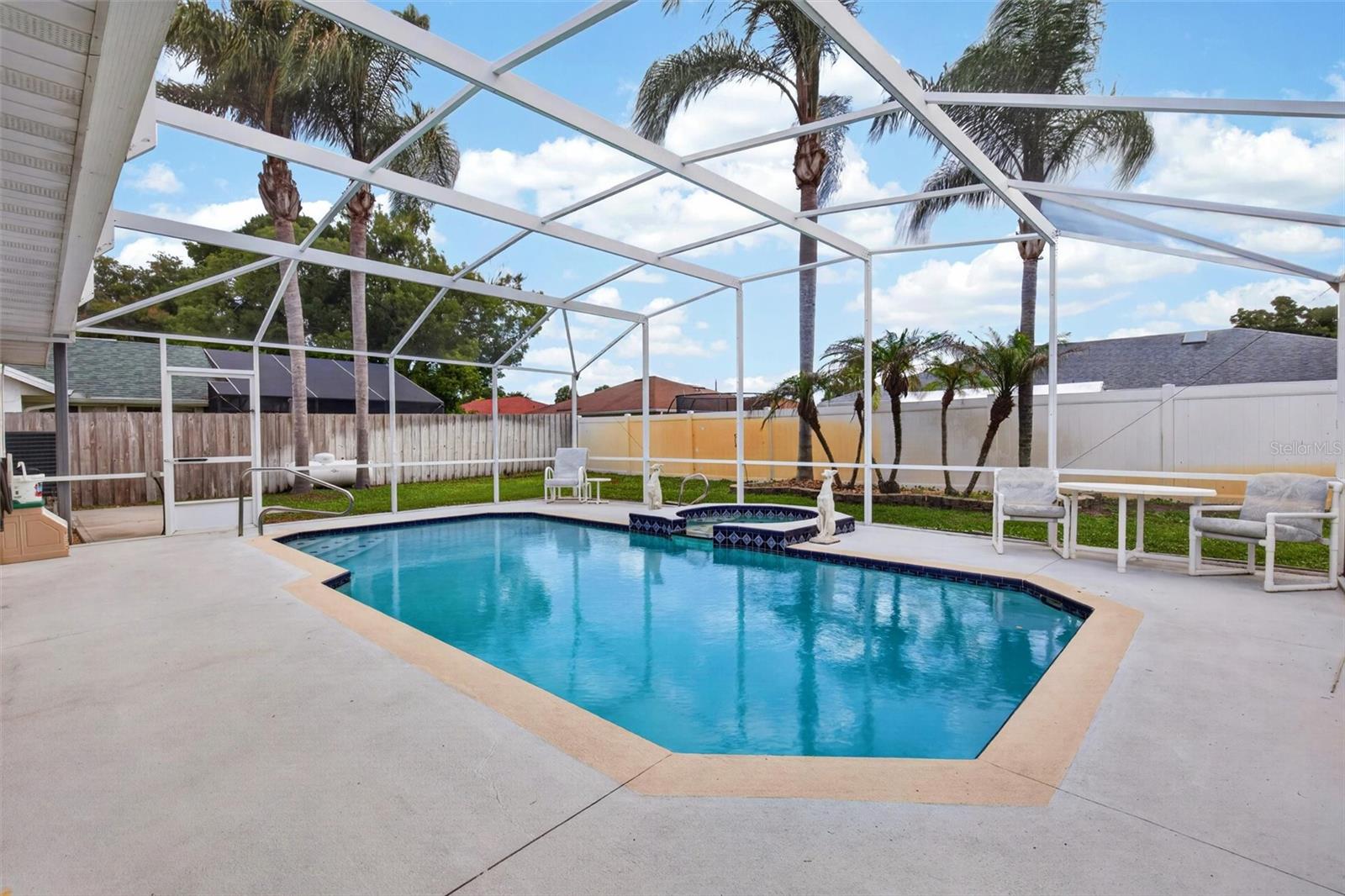 FAIRWAY ESTATES - Residential