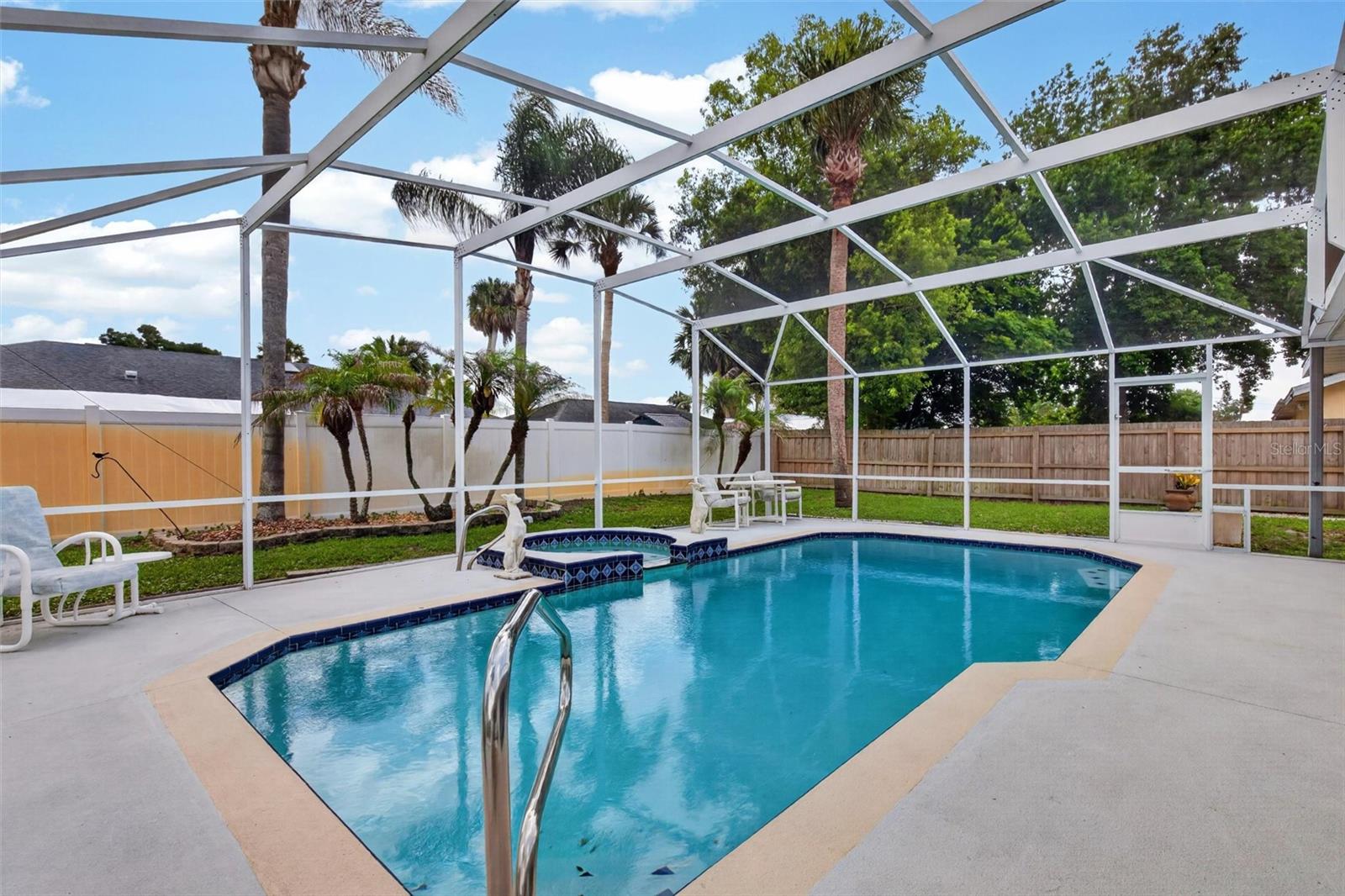FAIRWAY ESTATES - Residential