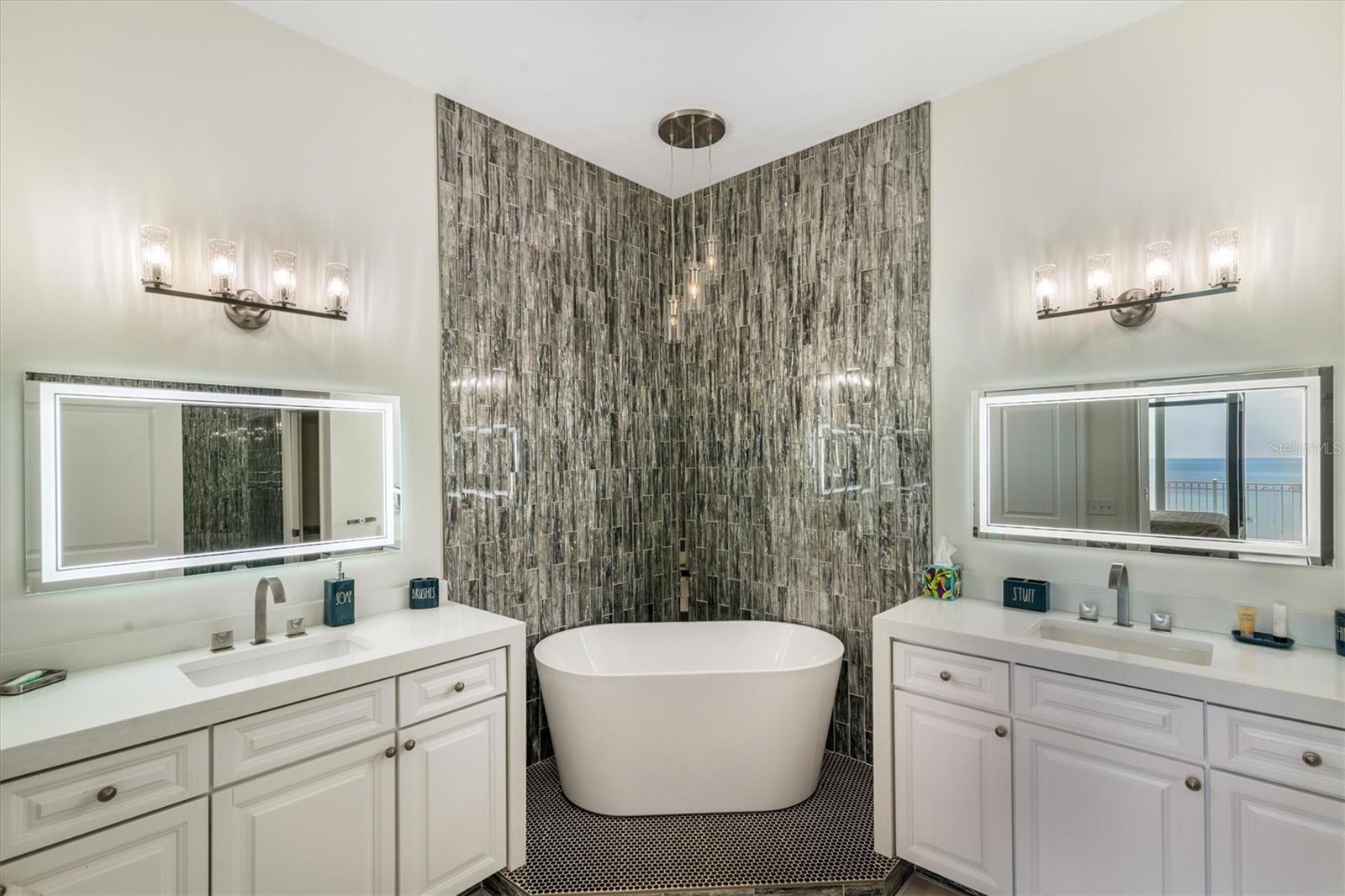HAMMOCK BEACH CLUB - Residential