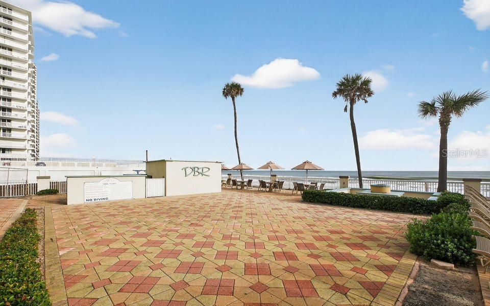 DAYTONA BEACH RESORT & CONFER - Residential