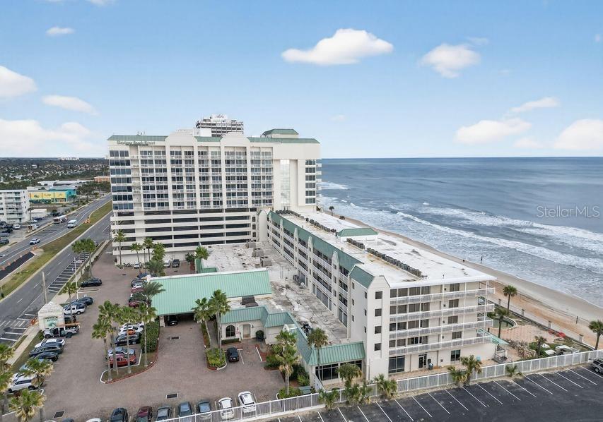 DAYTONA BEACH RESORT & CONFER - Residential
