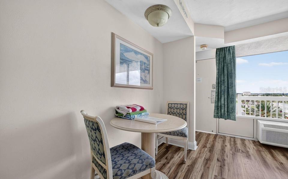 DAYTONA BEACH RESORT & CONFER - Residential