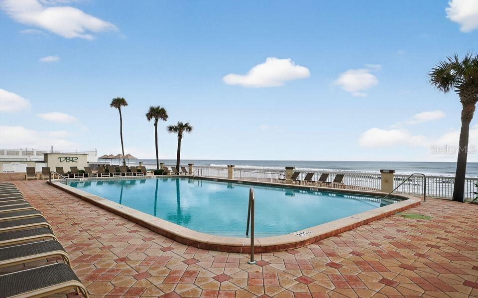 DAYTONA BEACH RESORT & CONFER - Residential