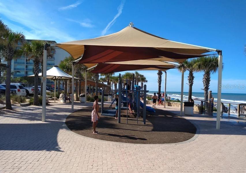 DAYTONA BEACH RESORT & CONFER - Residential
