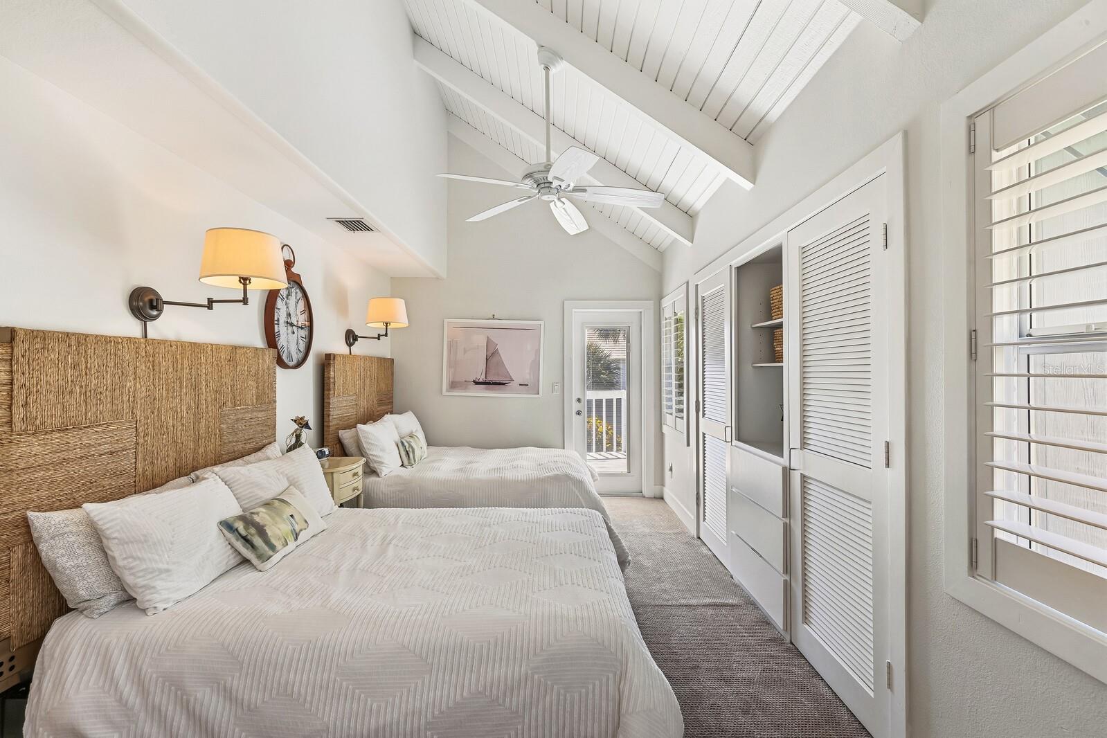 VILLAGE BOCA GRANDE CLUB - Residential
