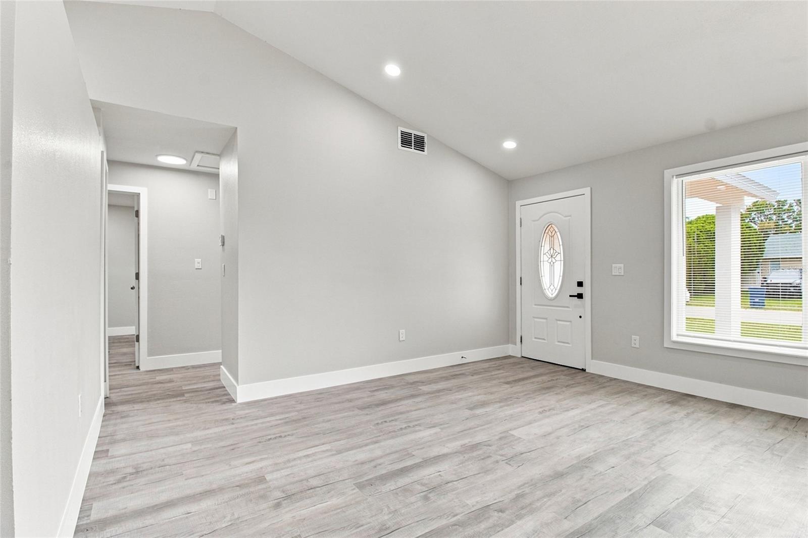 SEVEN SPGS HOMES - Residential