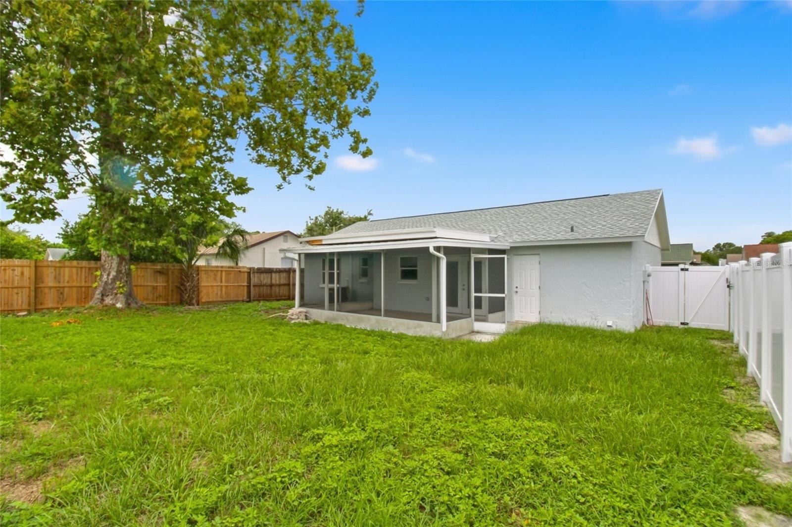 SEVEN SPGS HOMES - Residential