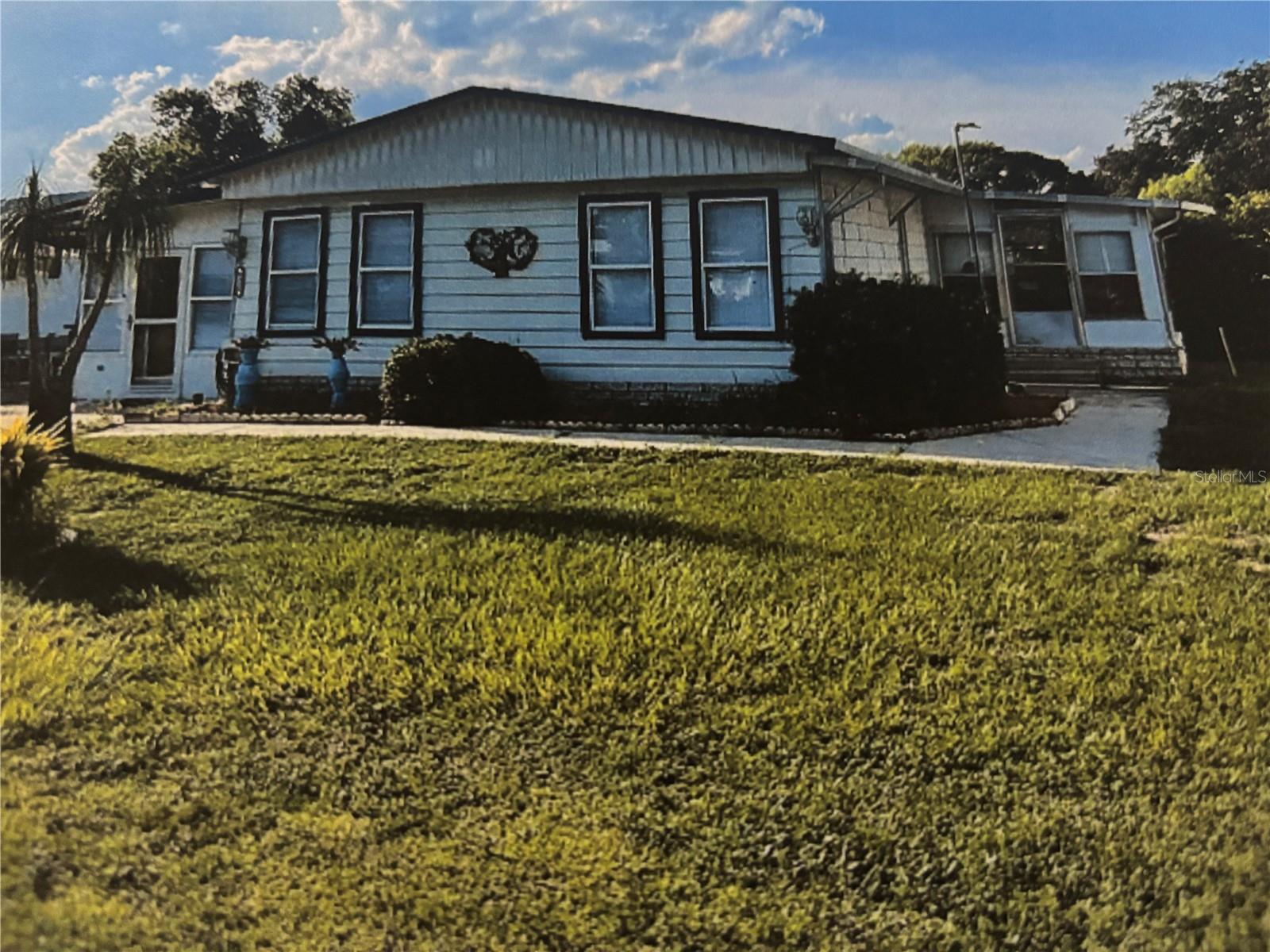ZELLWOOD STATION - Residential