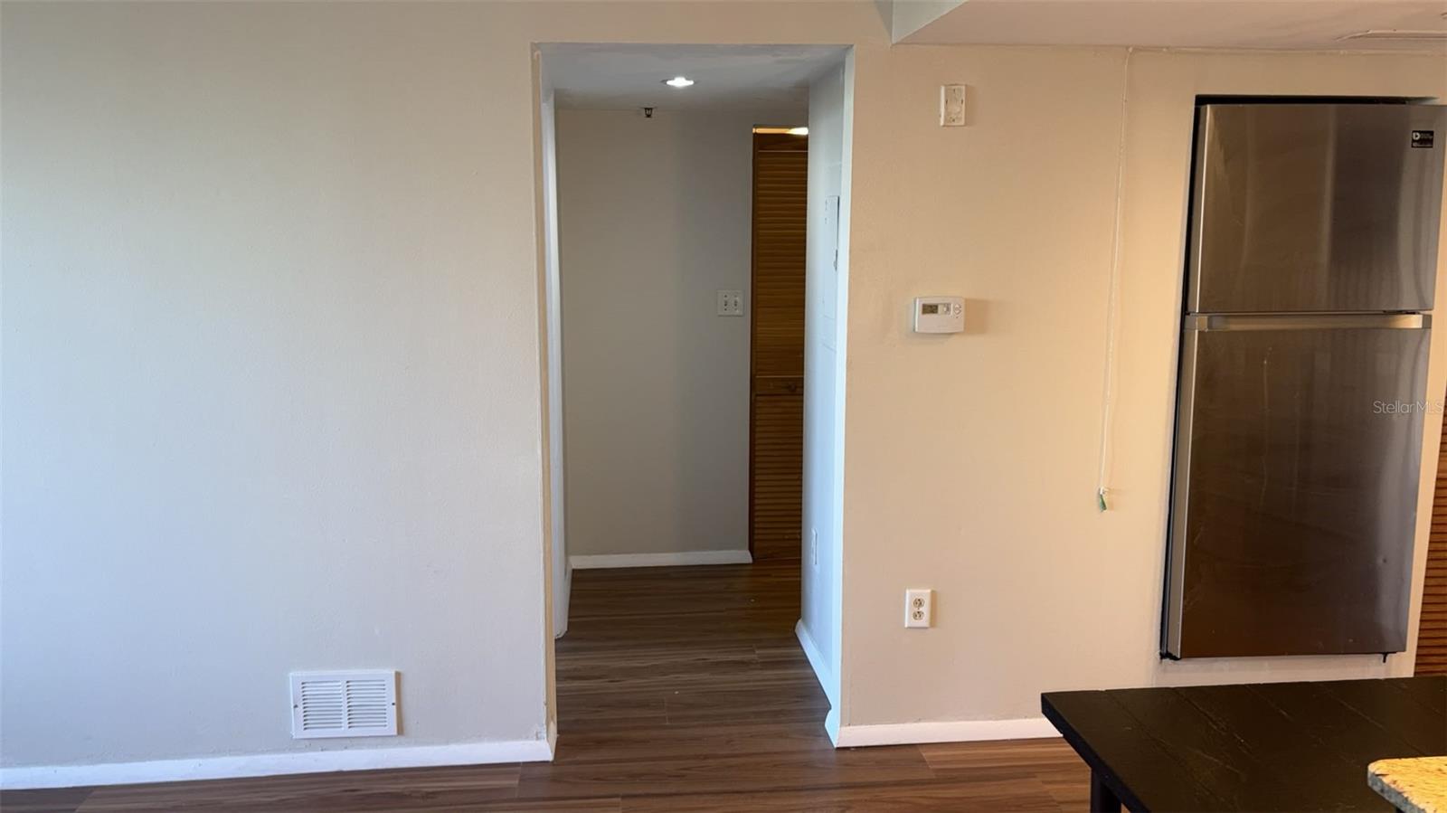 LAKESIDE CROSSING CONDO - Residential Lease