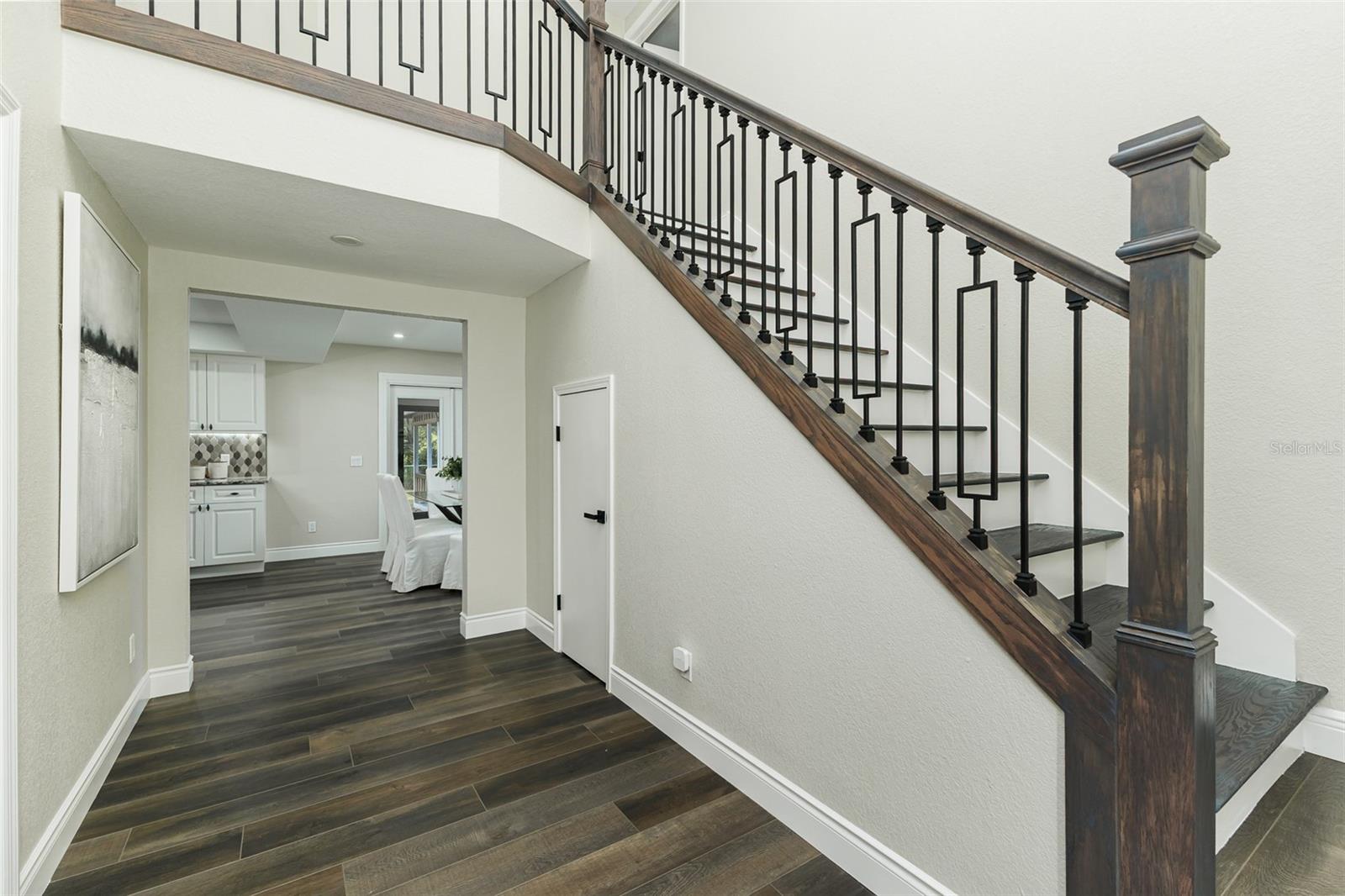 ROYAL OAKS ESTATE - Residential