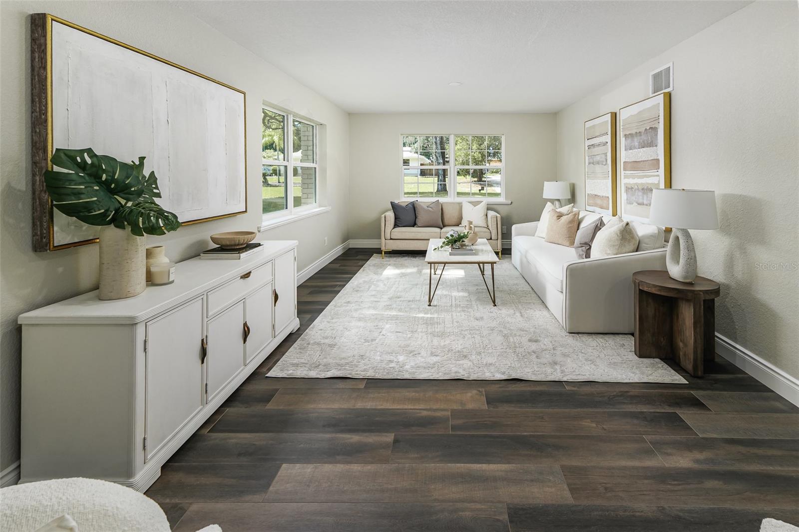 ROYAL OAKS ESTATE - Residential
