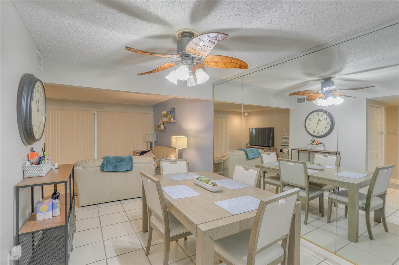 ONE THOUSAND OAKS - Residential Lease