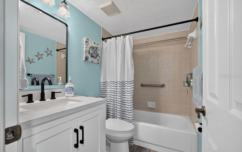 OCEAN WATCH CONDO - Residential