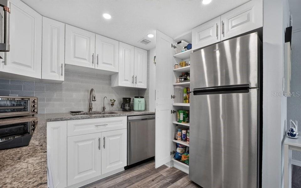 OCEAN WATCH CONDO - Residential