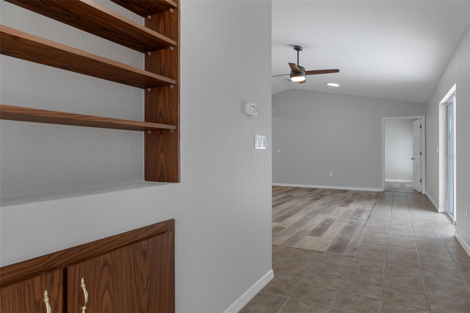 SPRING HILL - Residential