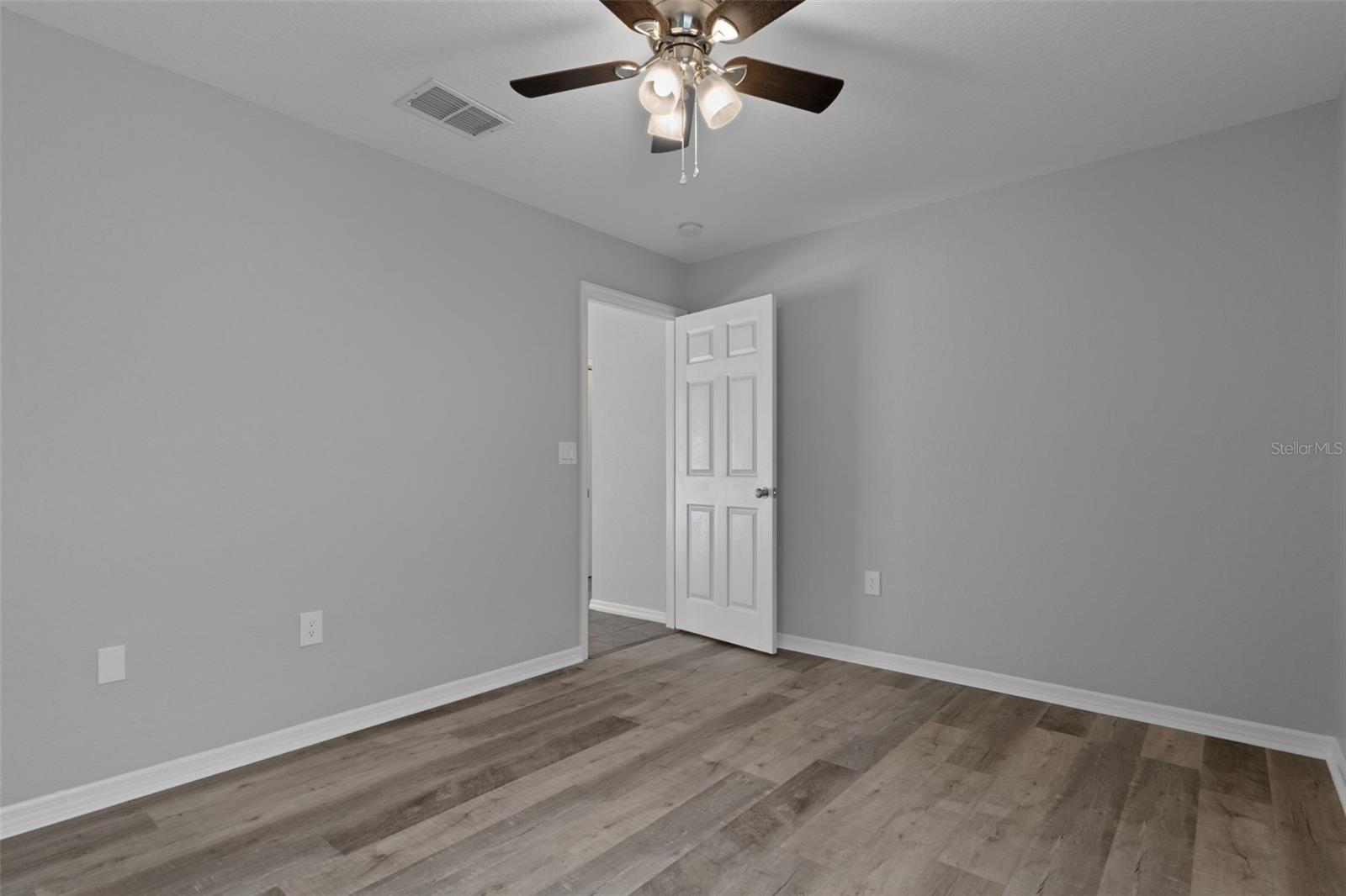 SPRING HILL - Residential