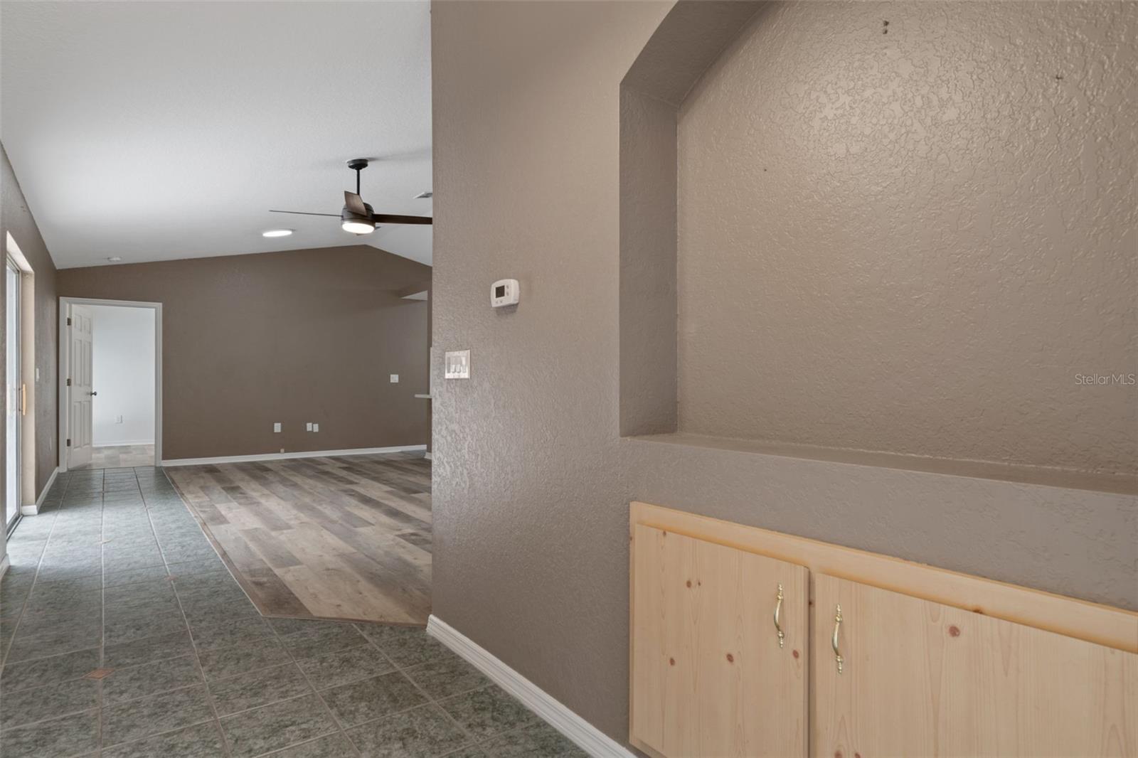 SPRING HILL - Residential