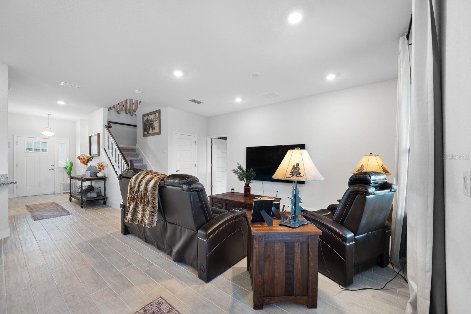AVIARY AT RUTLAND RANCH PH 1A & 1B - Residential
