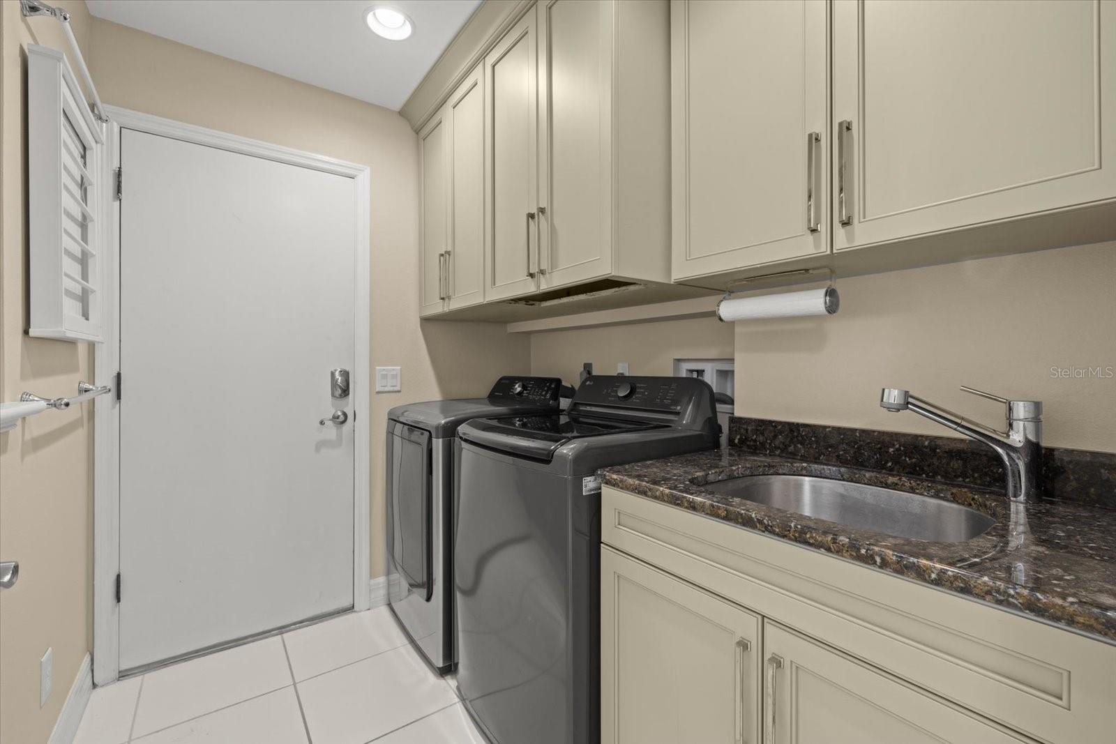 VILLAS AT DEER CREEK - Residential