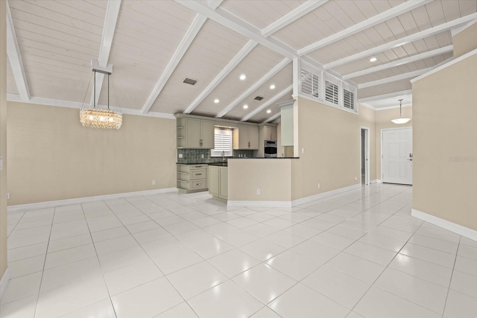 VILLAS AT DEER CREEK - Residential