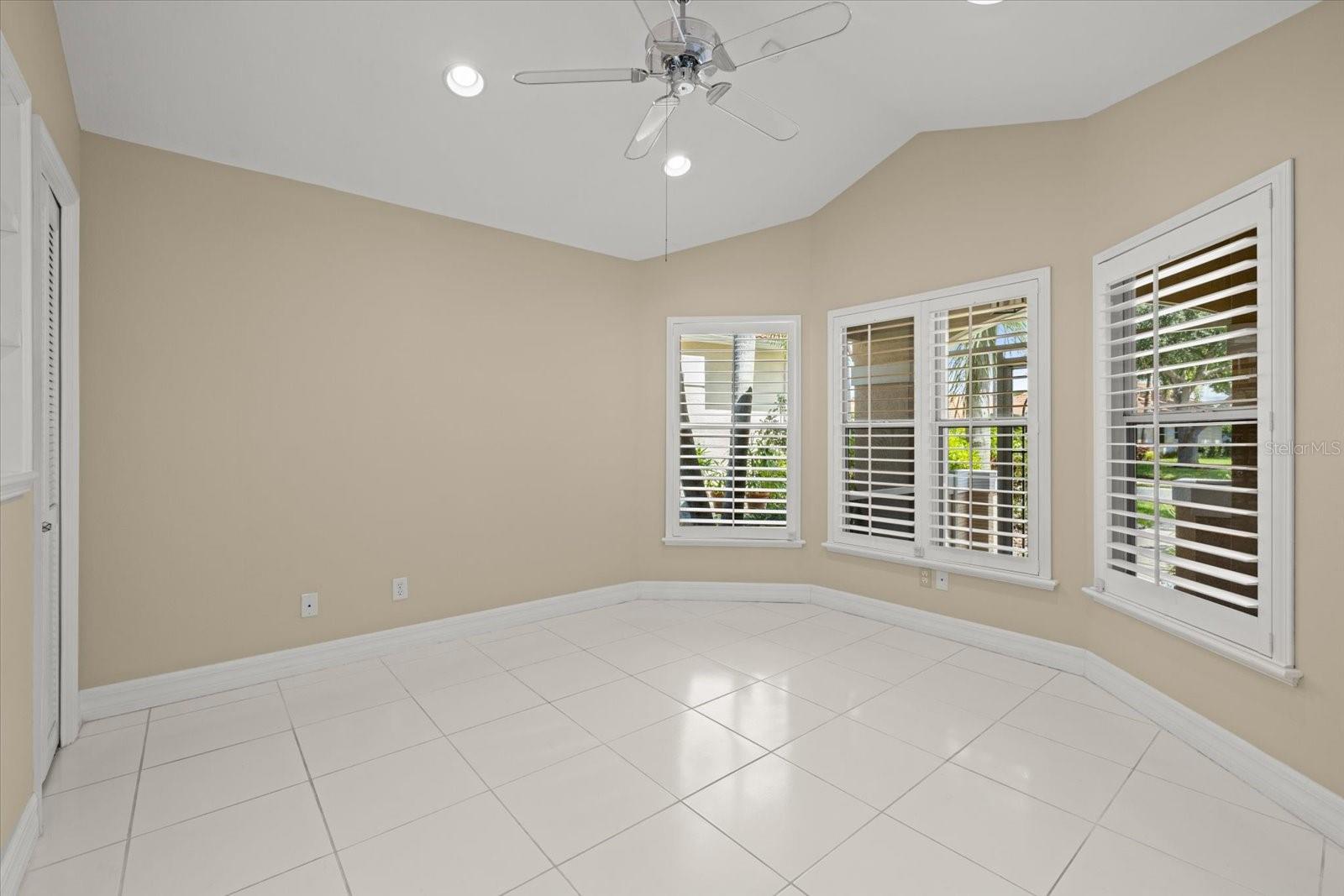 VILLAS AT DEER CREEK - Residential