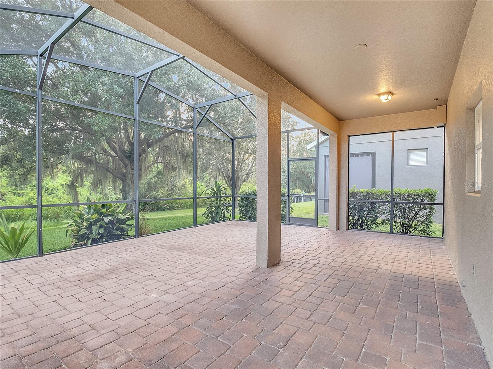 EDEN ISLE - Residential