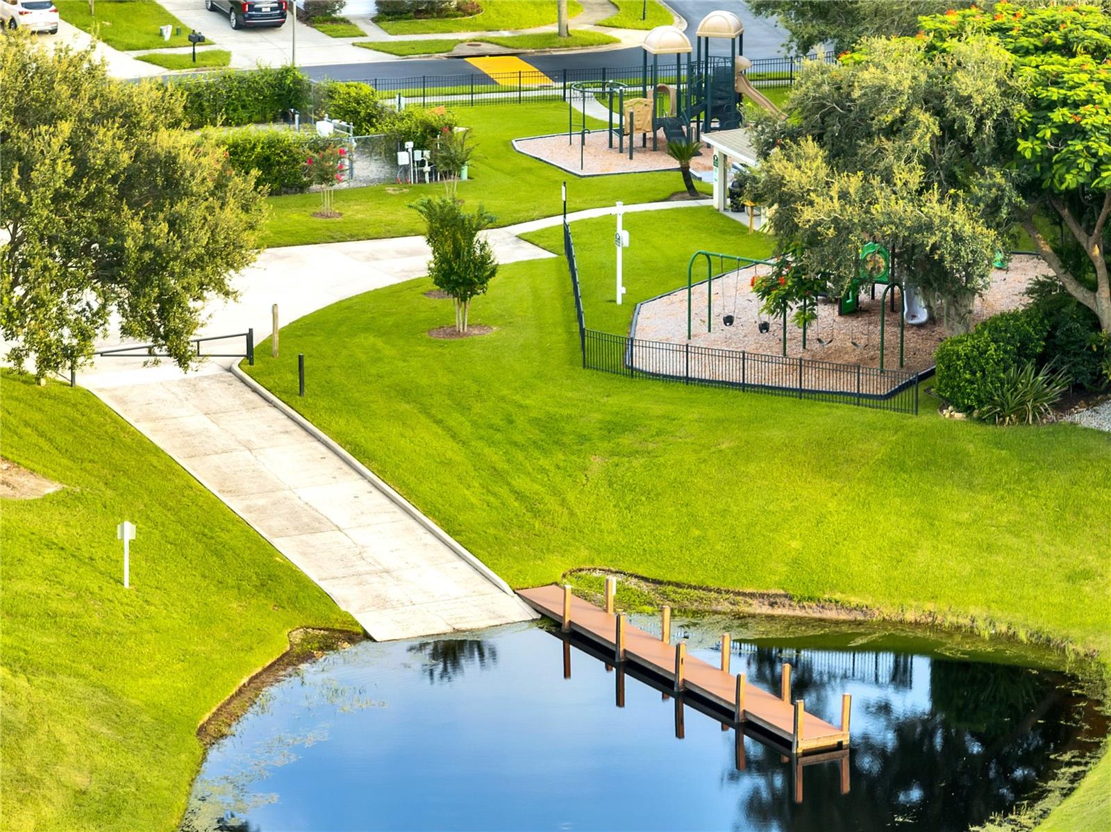 EDEN ISLE - Residential