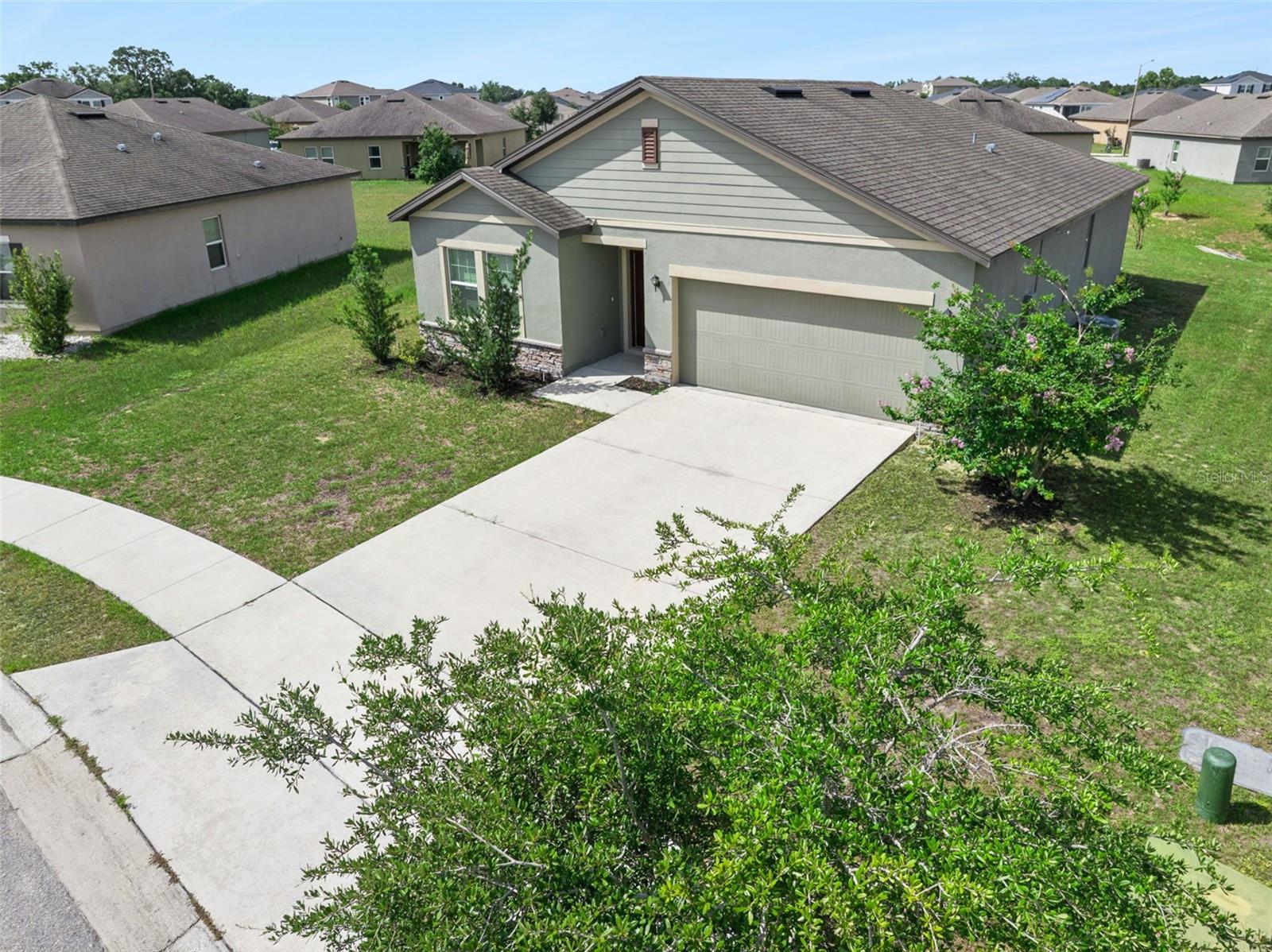 ORCHID GROVE - Residential