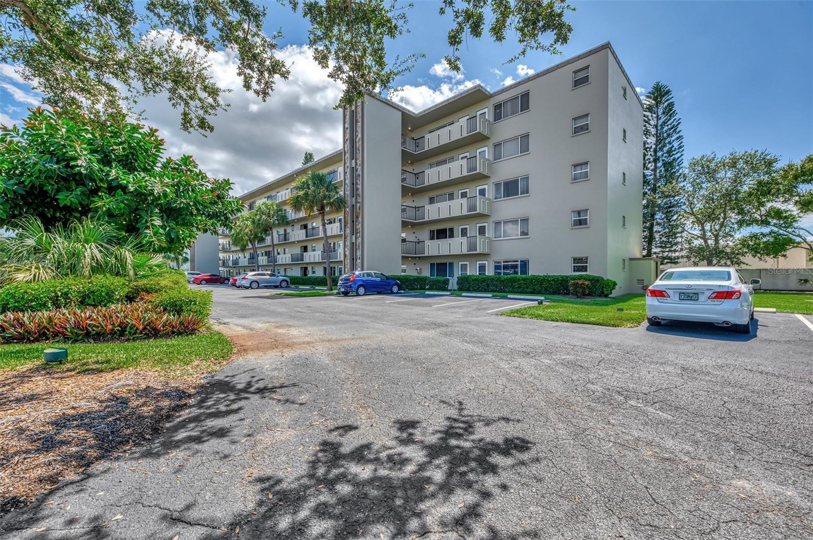 IRONWOOD FIFTEENTH - Residential