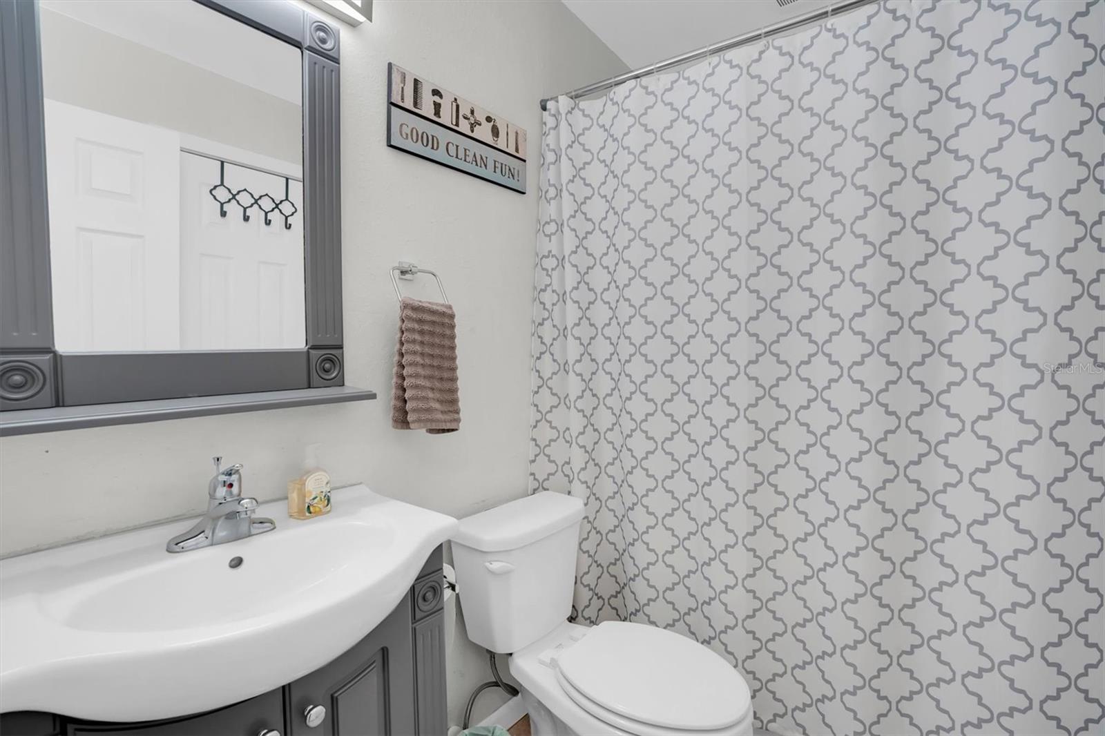 WINDJAMMER CONDO - Residential