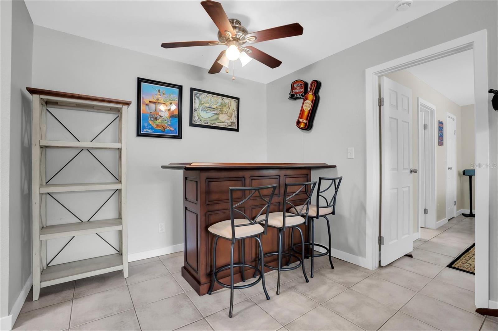 WINDJAMMER CONDO - Residential