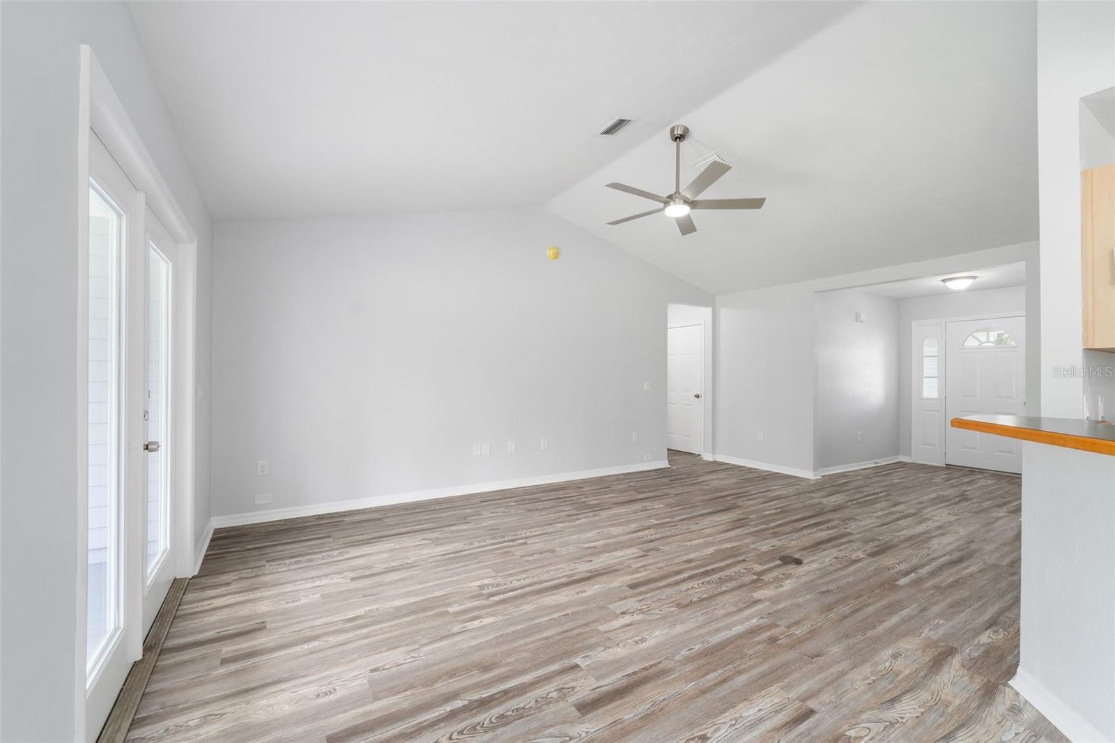 SANTA FE STATION PH 1 - Residential