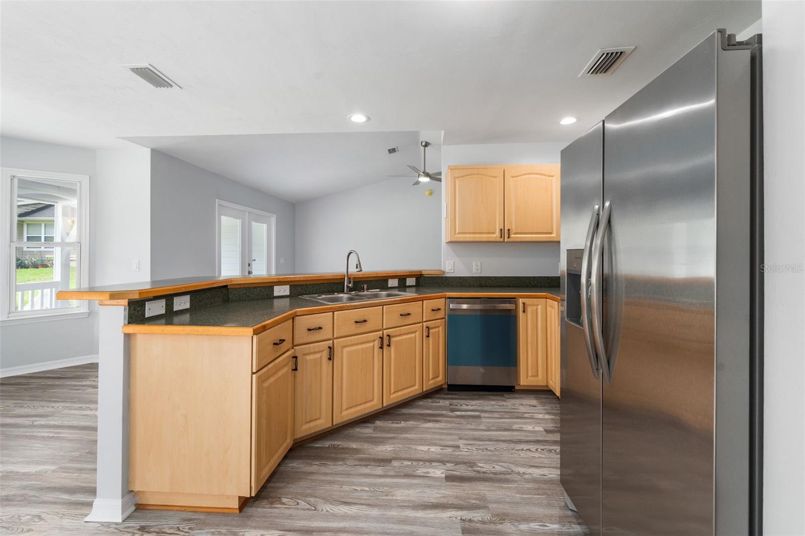 SANTA FE STATION PH 1 - Residential