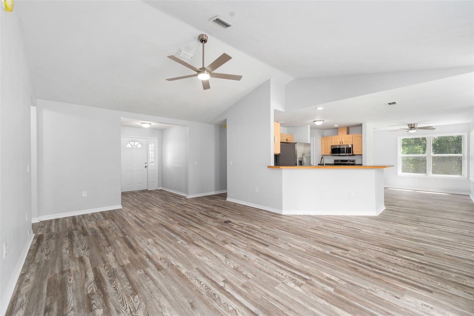SANTA FE STATION PH 1 - Residential